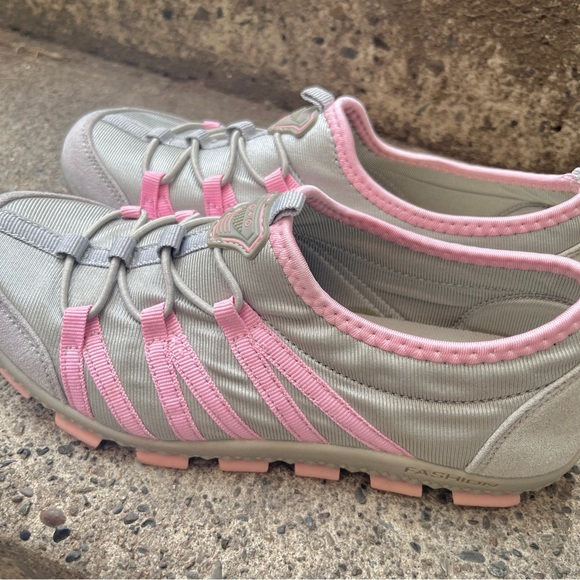Cutest y2k C+O pink and grey straps trainers - Picture 14 of 16